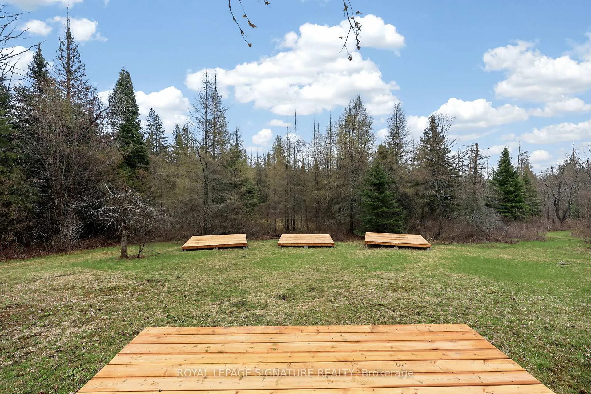Photo 23 of 1223 Long Lake Road, Perry, Novar — HOMEH