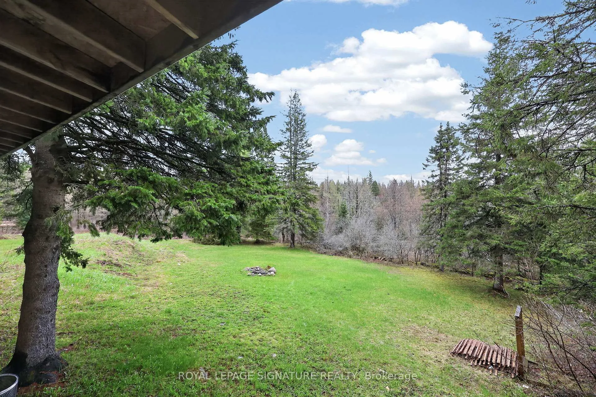 Photo 28 of 1223 Long Lake Road, Perry, Novar — HOMEH
