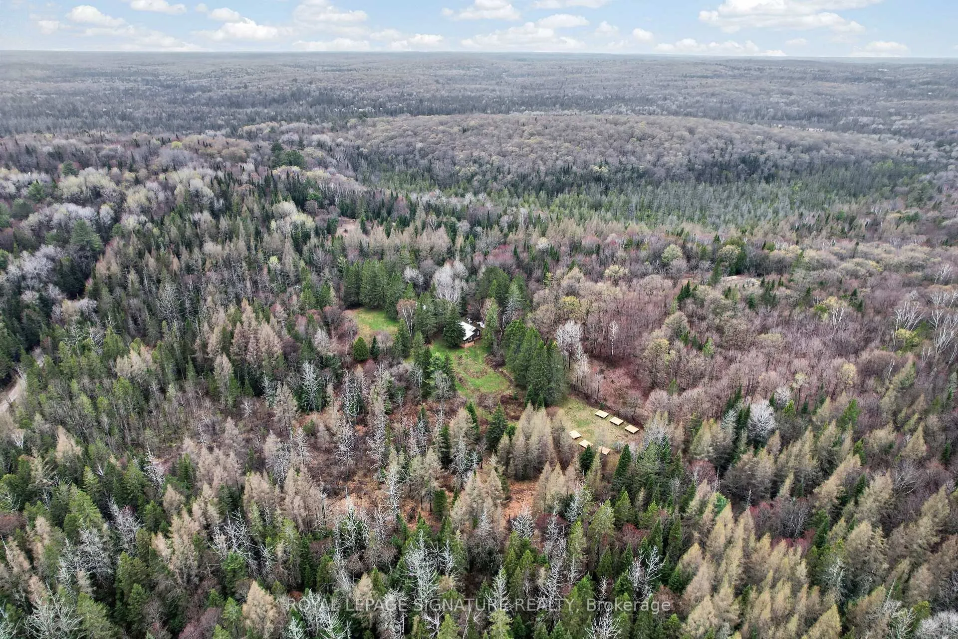 Photo 42 of 1223 Long Lake Road, Perry, Novar — HOMEH