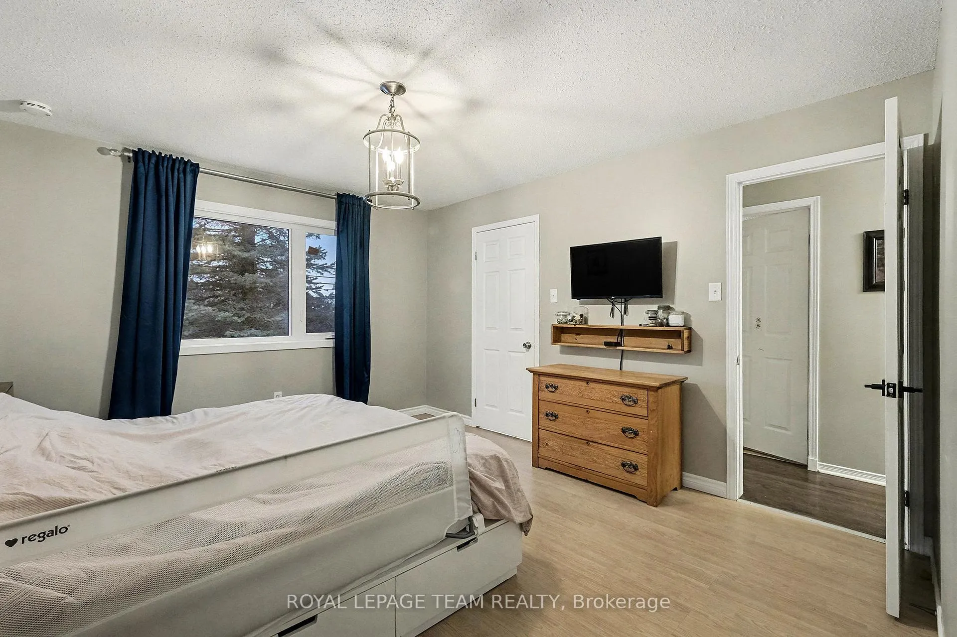 Photo 13 of 3229 Wild Cherry Drive, Ottawa, Osgoode — HOMEH