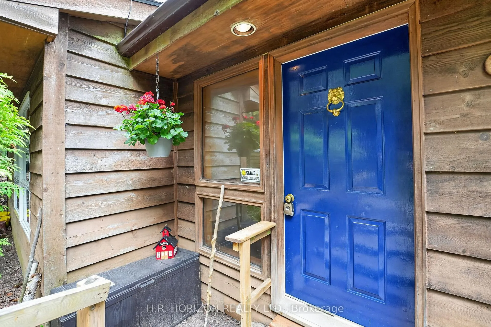 Photo 4 of 1029 Starlight Road, Minden Hills, Lutterworth — HOMEH