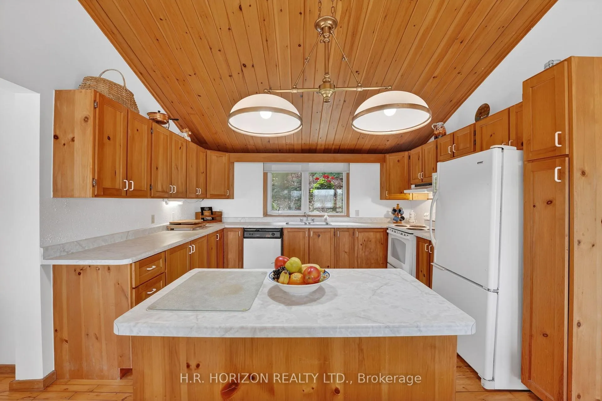 Photo 10 of 1029 Starlight Road, Minden Hills, Lutterworth — HOMEH