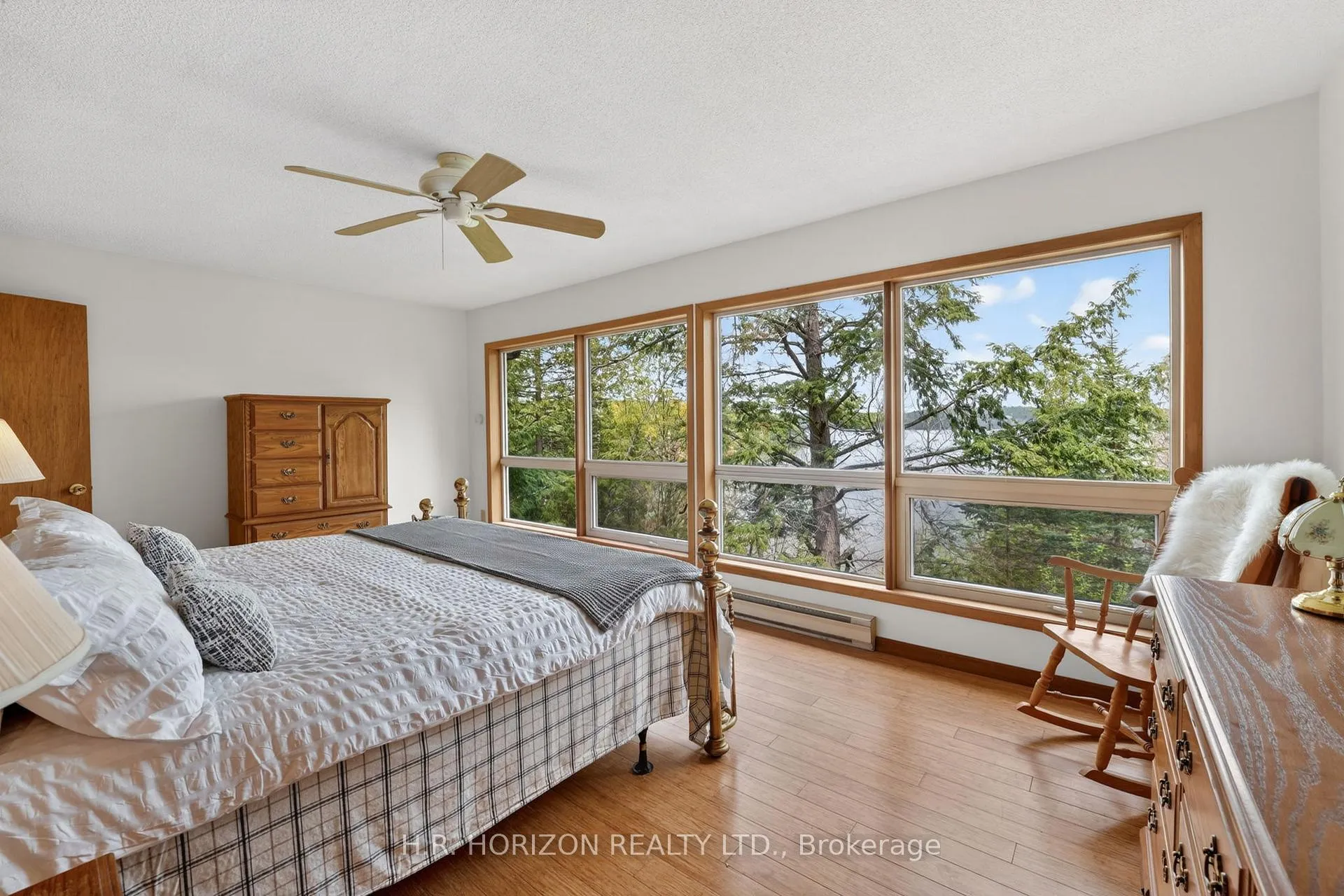 Photo 13 of 1029 Starlight Road, Minden Hills, Lutterworth — HOMEH