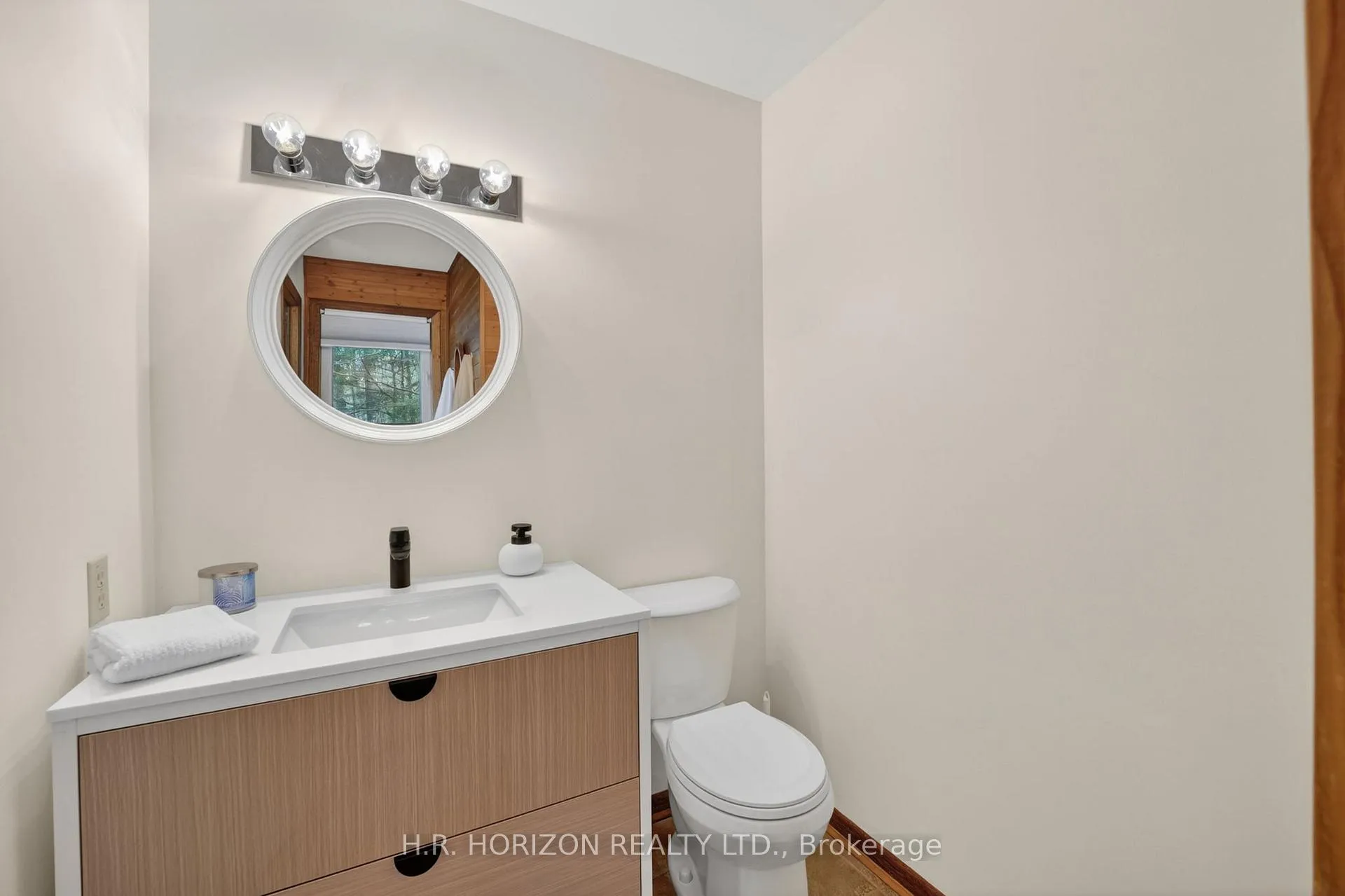Photo 15 of 1029 Starlight Road, Minden Hills, Lutterworth — HOMEH