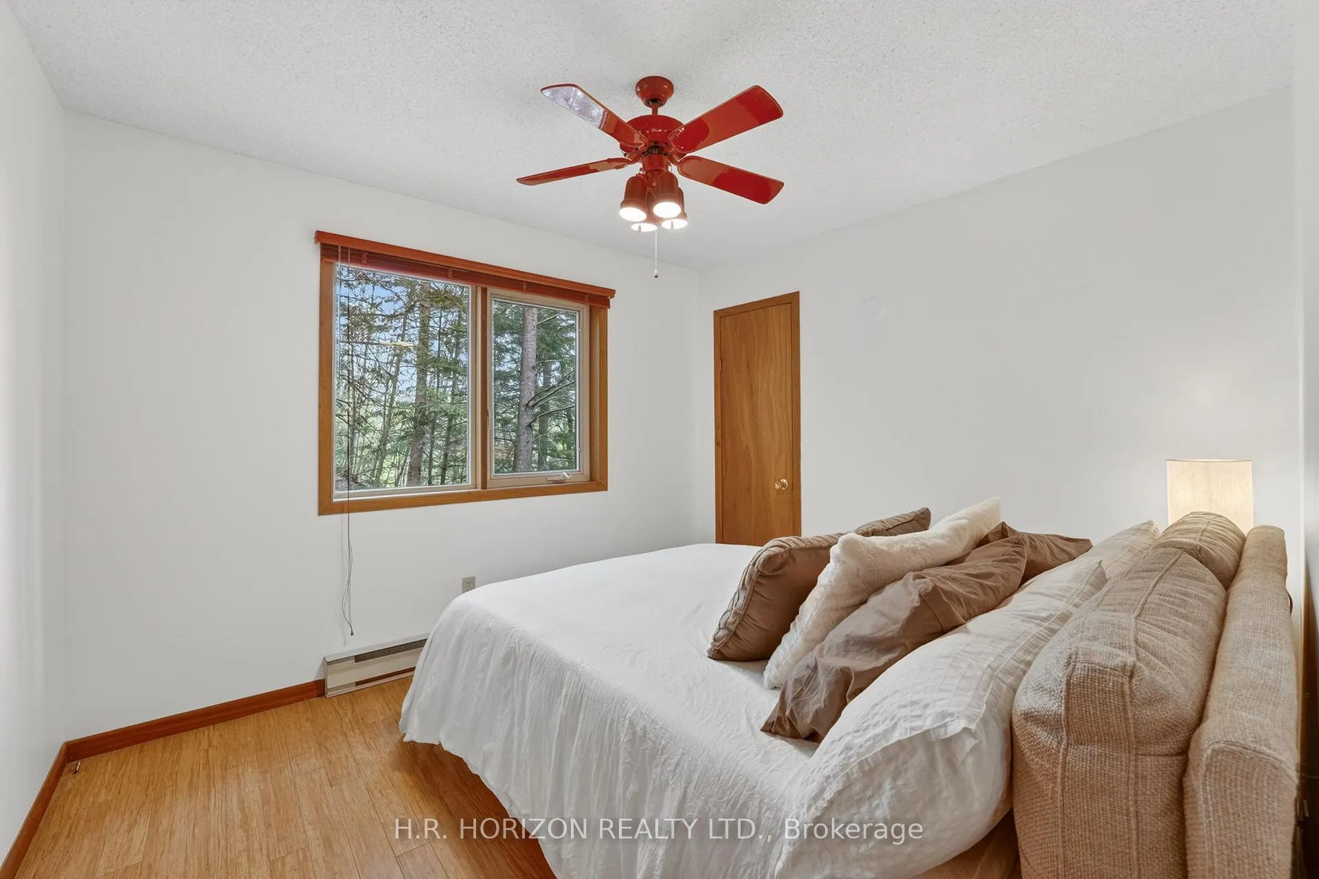 Photo 18 of 1029 Starlight Road, Minden Hills, Lutterworth — HOMEH