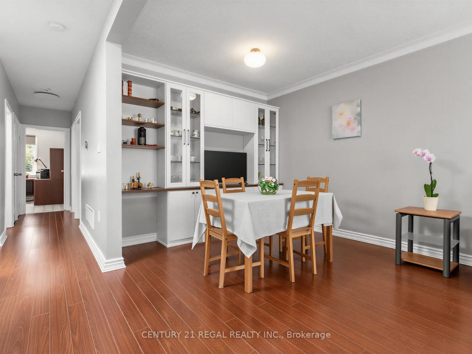 Photo 8 of 9 Craiglee Drive, Scarborough, Birchcliffe-Cliffside — HOMEH