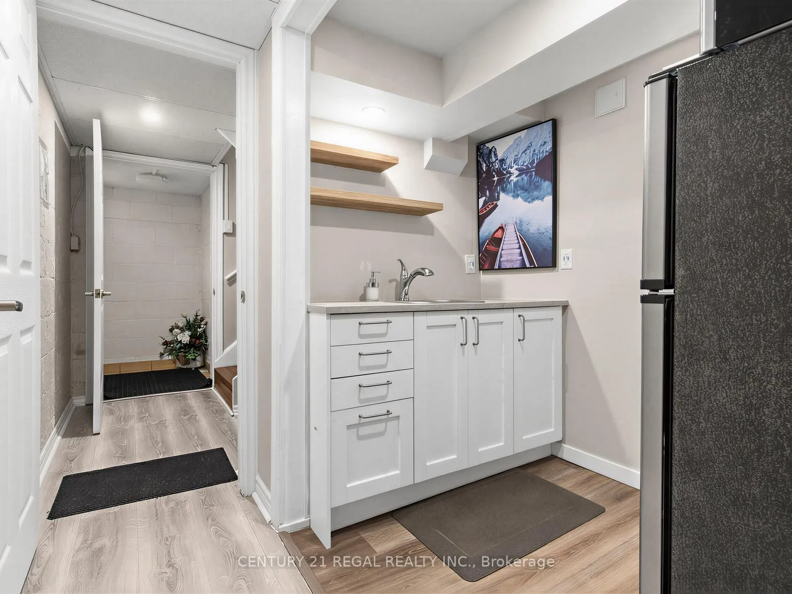 Photo 17 of 9 Craiglee Drive, Scarborough, Birchcliffe-Cliffside — HOMEH