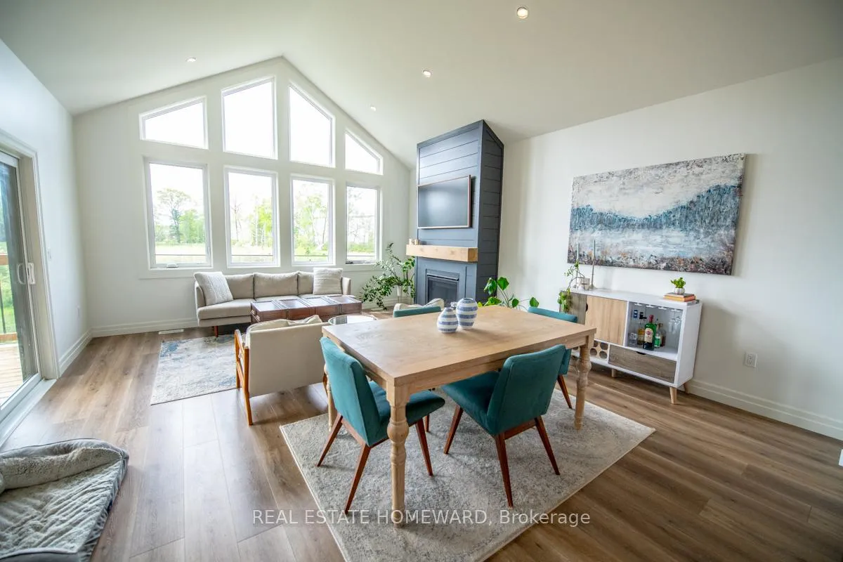 Photo 4 of 25 Vista Crescent, Quinte West, Murray Ward — HOMEH