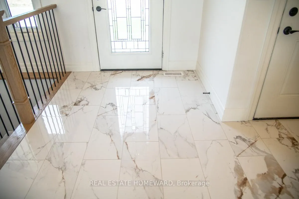 Photo 5 of 25 Vista Crescent, Quinte West, Murray Ward — HOMEH