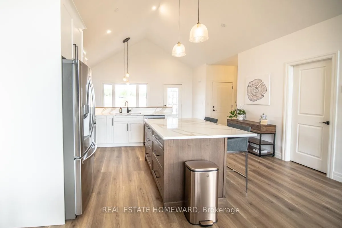 Photo 8 of 25 Vista Crescent, Quinte West, Murray Ward — HOMEH