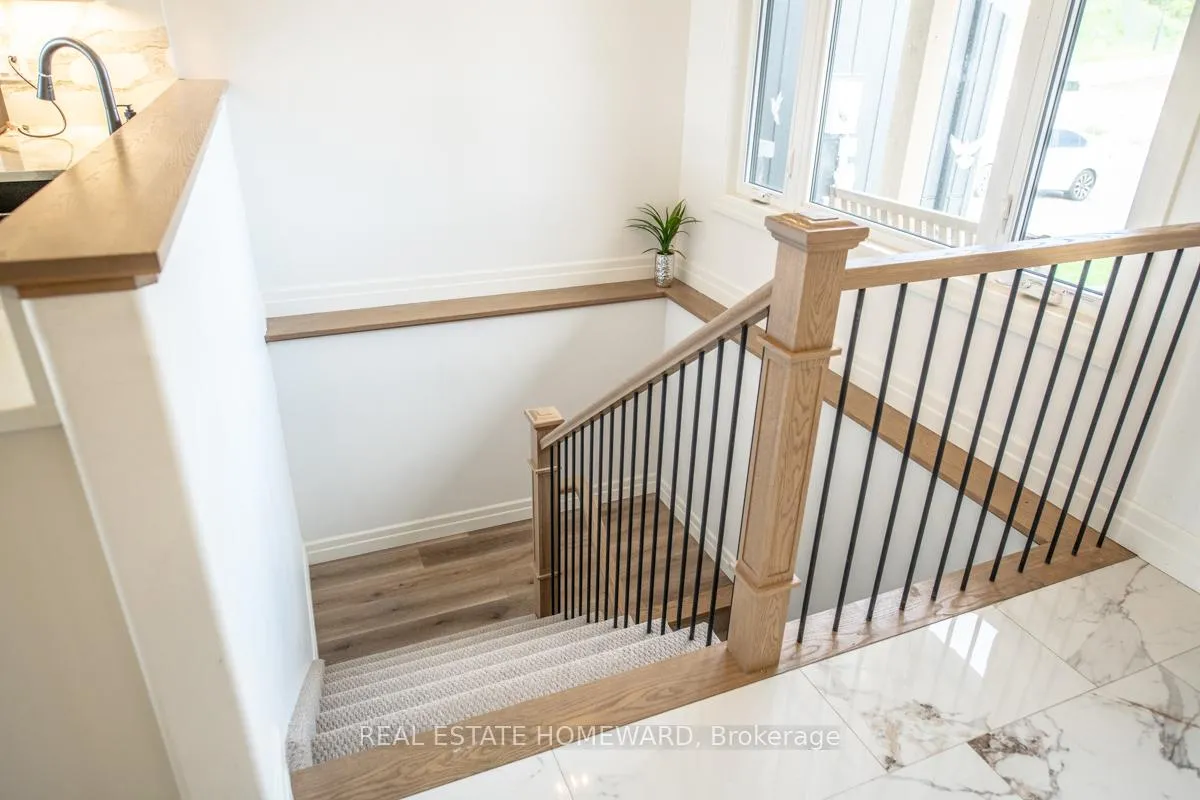 Photo 11 of 25 Vista Crescent, Quinte West, Murray Ward — HOMEH