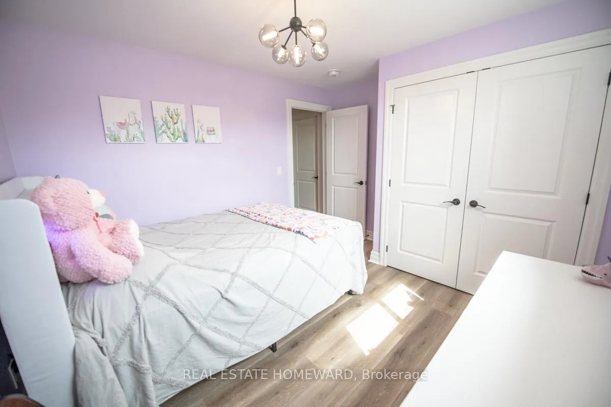 Photo 20 of 25 Vista Crescent, Quinte West, Murray Ward — HOMEH