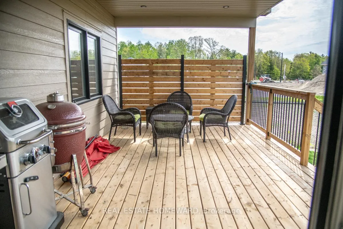 Photo 22 of 25 Vista Crescent, Quinte West, Murray Ward — HOMEH