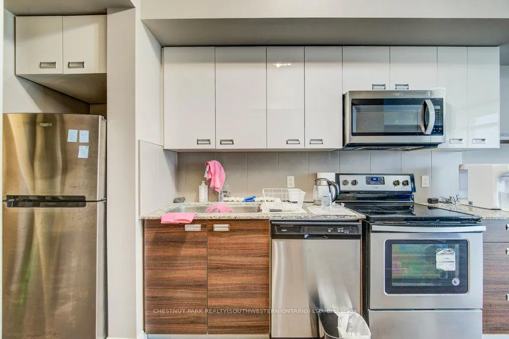 Photo 16 of Unit 528, 308 Lester Street, Waterloo — HOMEH