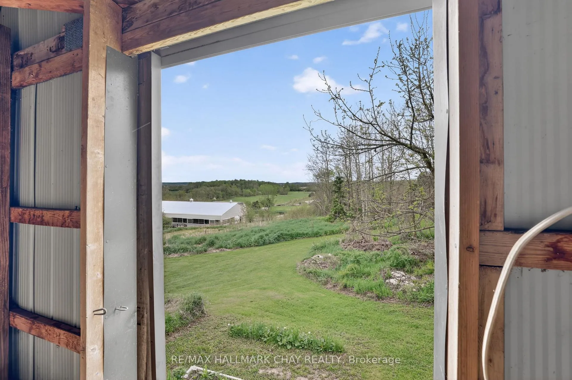Photo 43 of 5087 4th Line, New Tecumseth, Rural New Tecumseth — HOMEH