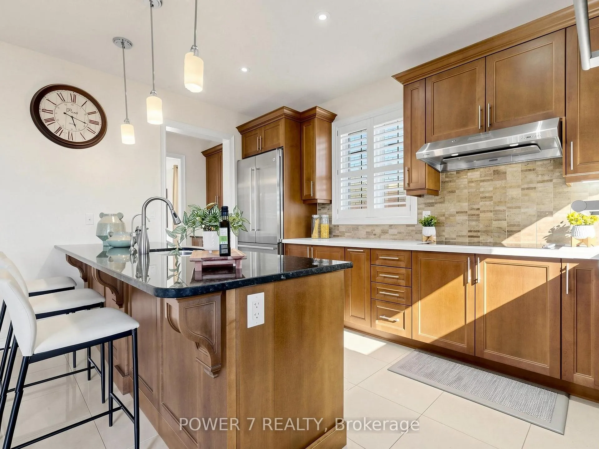 Photo 16 of 7 Bembridge Drive, Markham, Cathedraltown — HOMEH