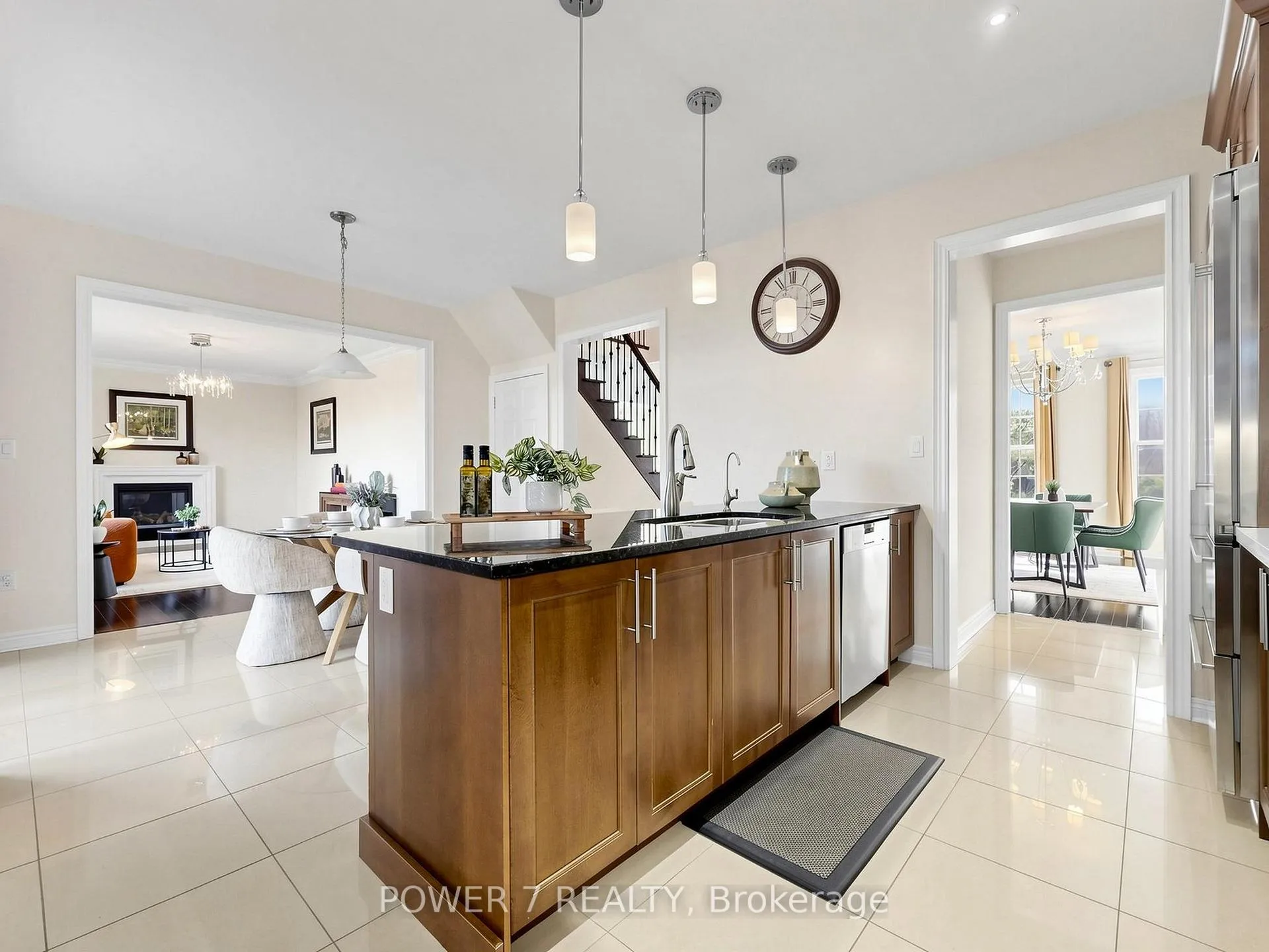 Photo 18 of 7 Bembridge Drive, Markham, Cathedraltown — HOMEH