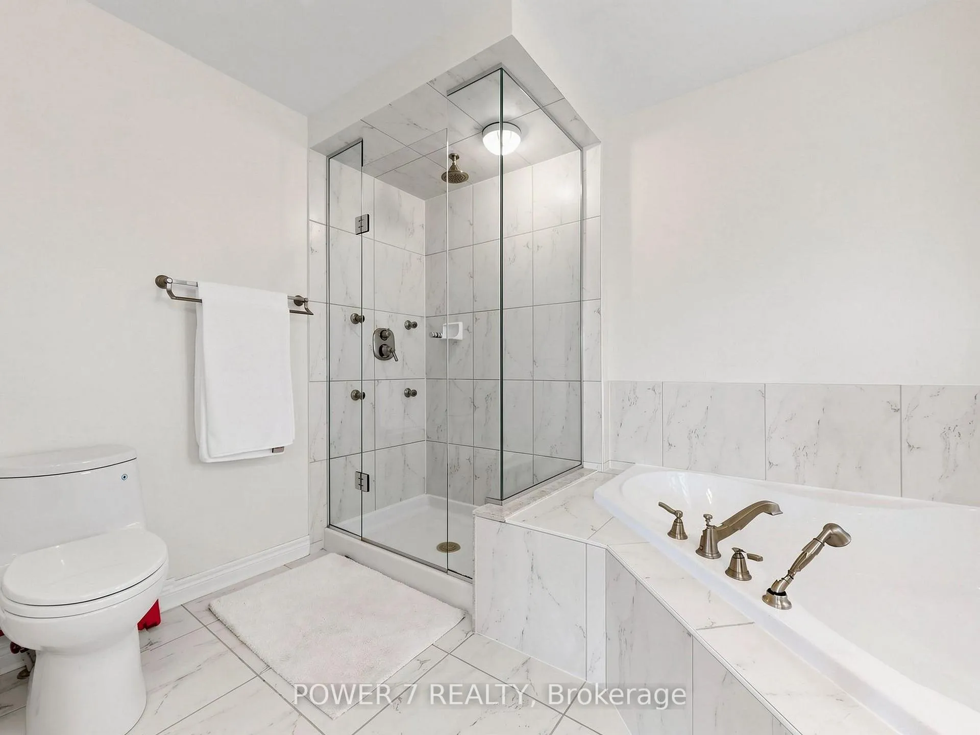 Photo 33 of 7 Bembridge Drive, Markham, Cathedraltown — HOMEH