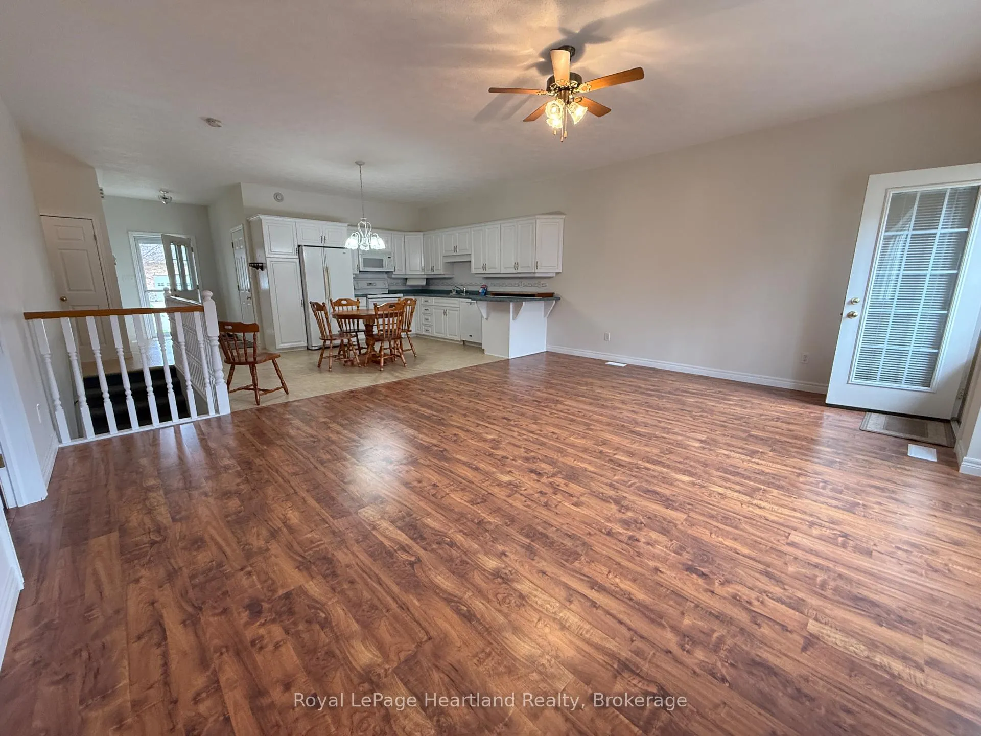 Photo 5 of 260 Martha Street, Goderich, Goderich (Town) — HOMEH