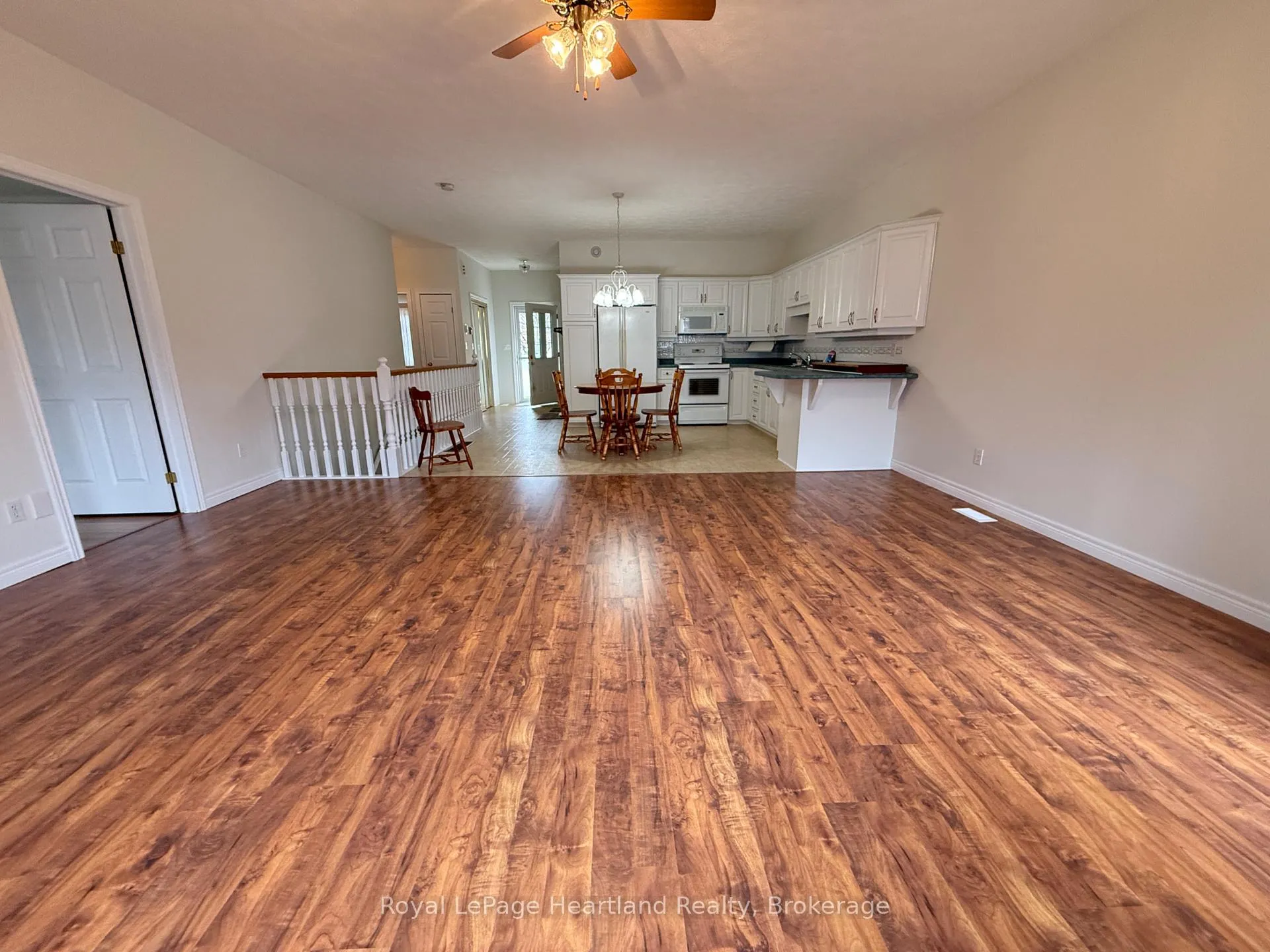 Photo 6 of 260 Martha Street, Goderich, Goderich (Town) — HOMEH