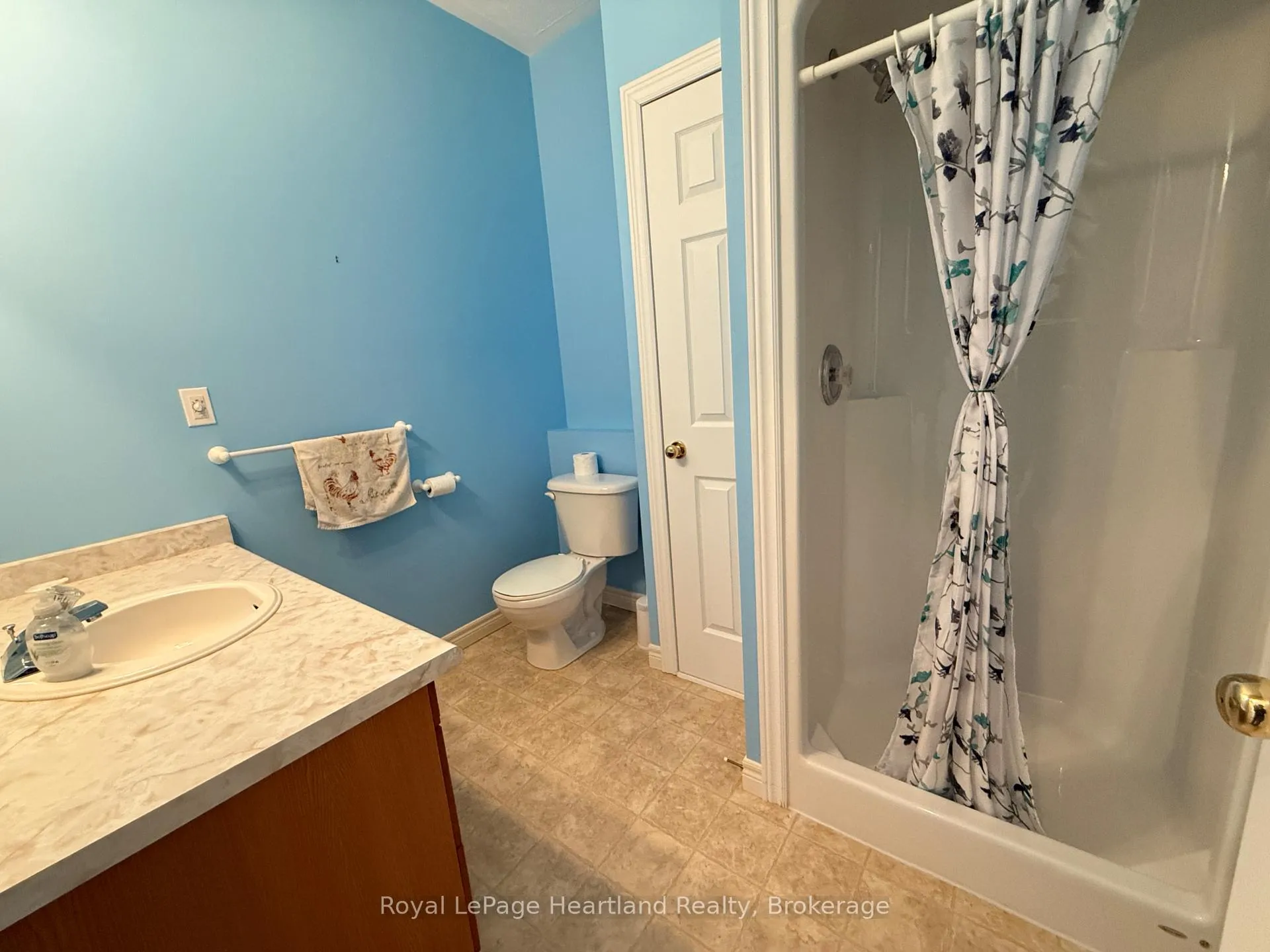 Photo 10 of 260 Martha Street, Goderich, Goderich (Town) — HOMEH