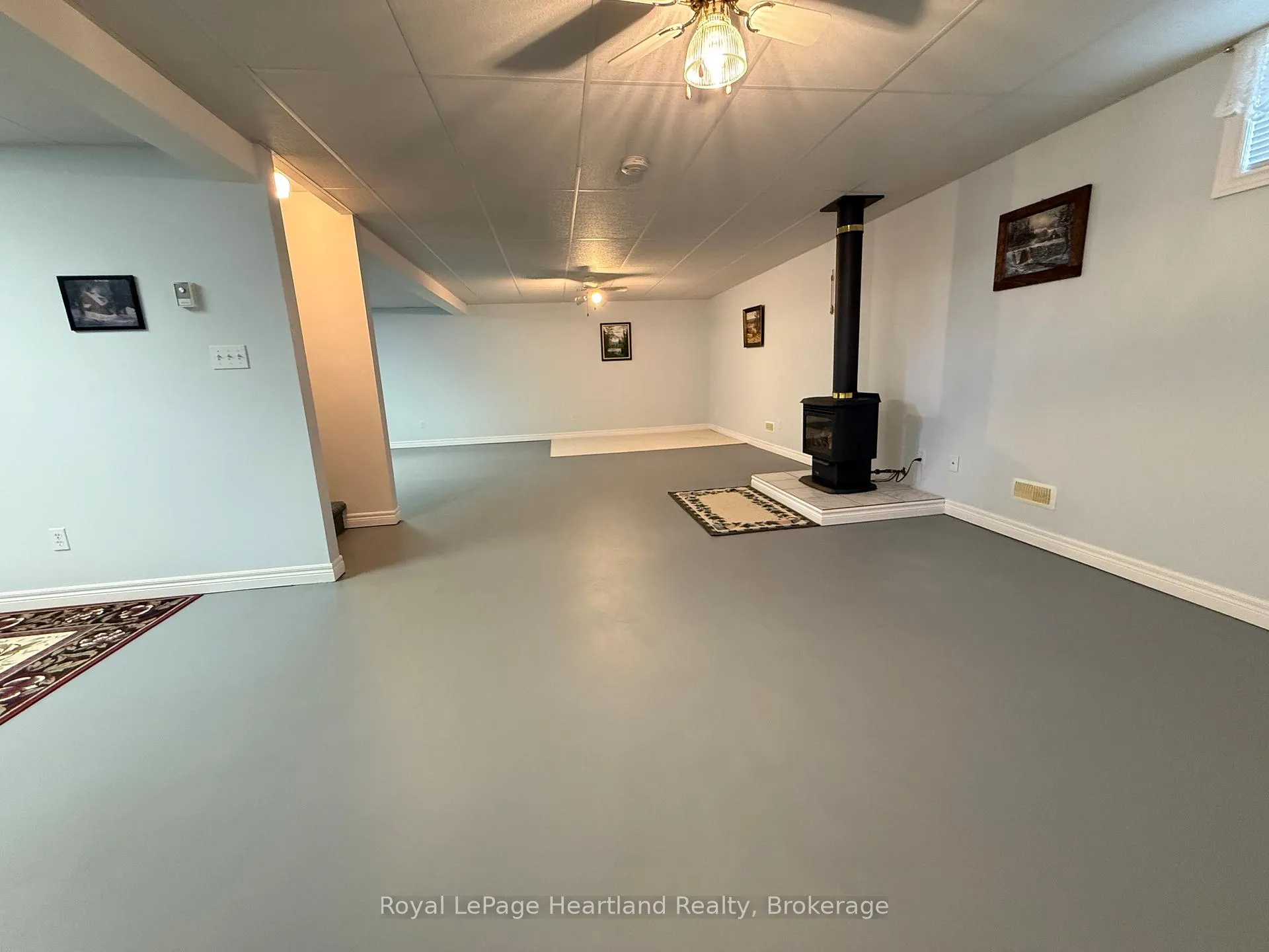 Photo 12 of 260 Martha Street, Goderich, Goderich (Town) — HOMEH