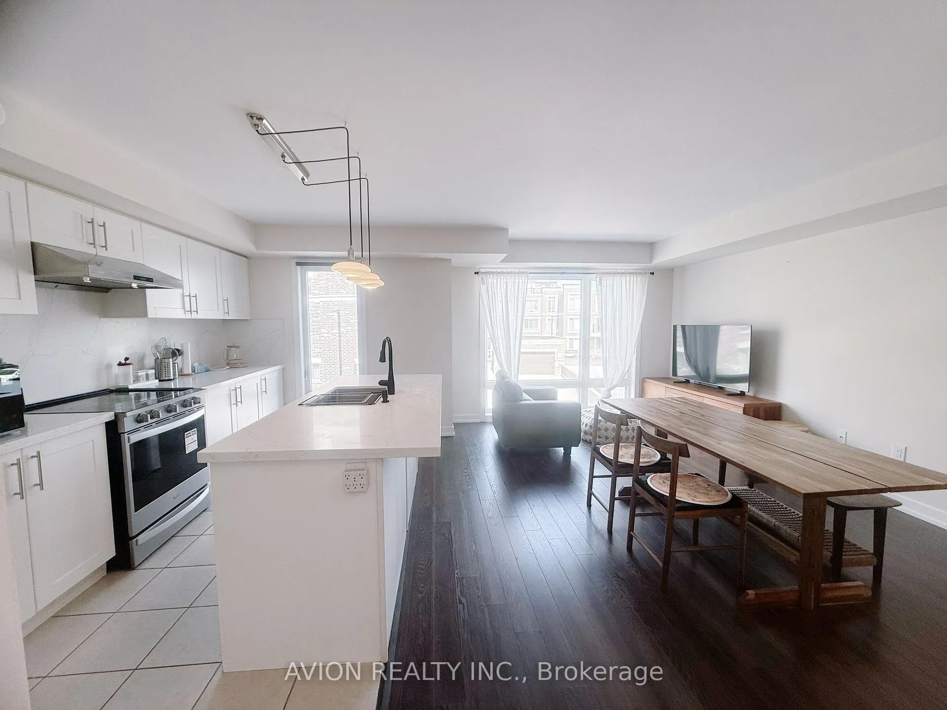 Photo 4 of Unit 2108, 2 Westmeath Lane, Markham, Cornell — HOMEH