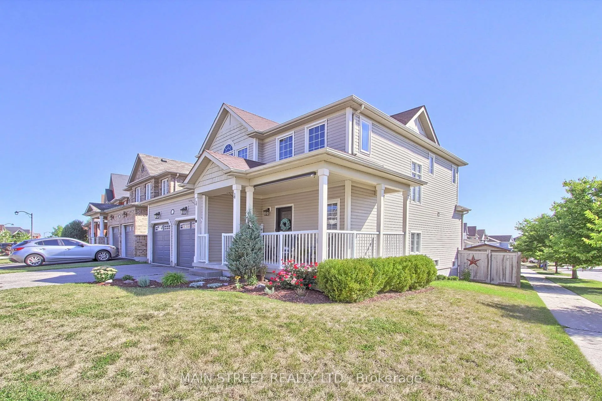 Photo 5 of 123 Laurendale Avenue, Georgina, Keswick South — HOMEH
