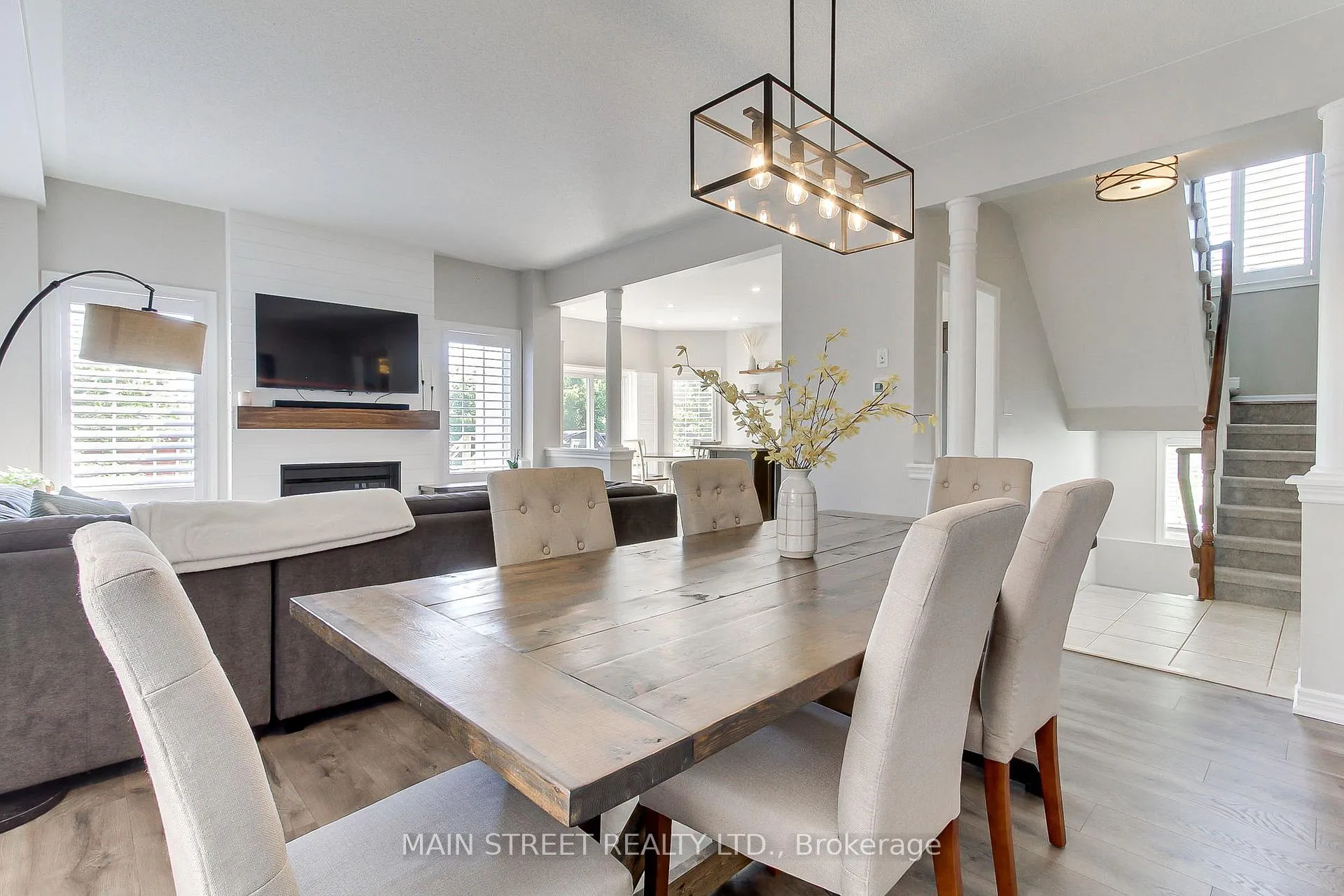 Photo 13 of 123 Laurendale Avenue, Georgina, Keswick South — HOMEH