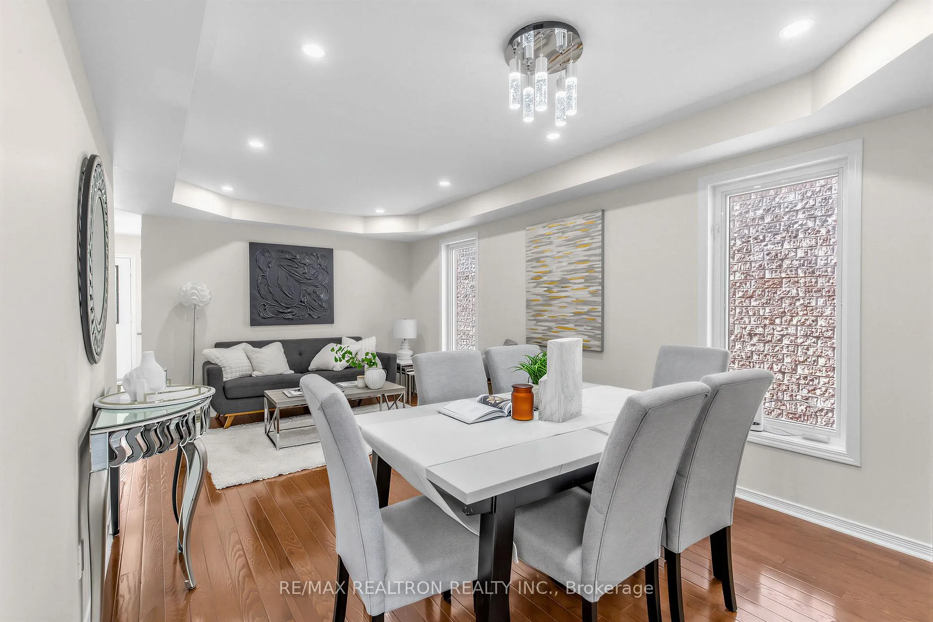Photo 11 of 664 Sunbird Trail, Pickering, Amberlea — HOMEH