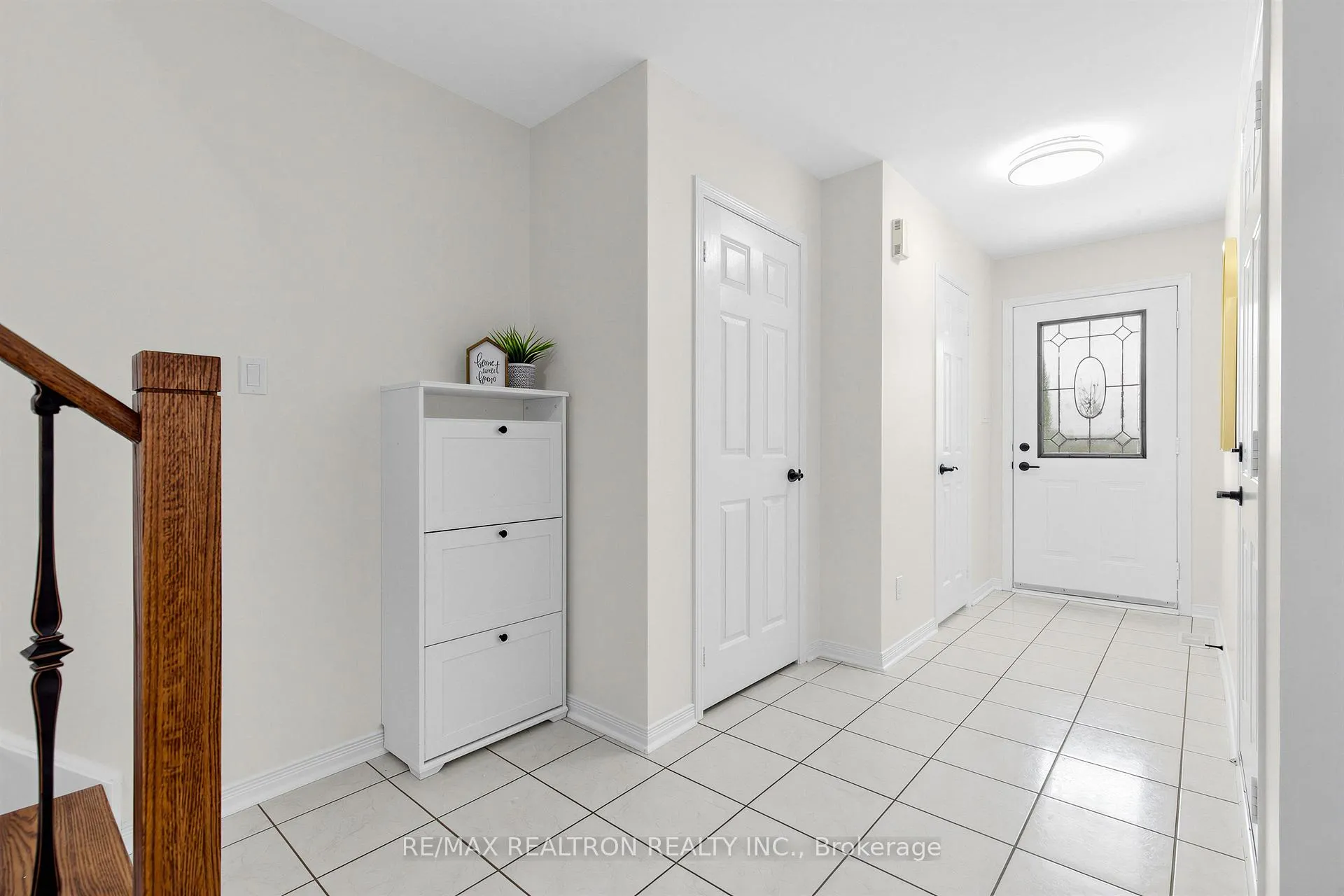 Photo 13 of 664 Sunbird Trail, Pickering, Amberlea — HOMEH