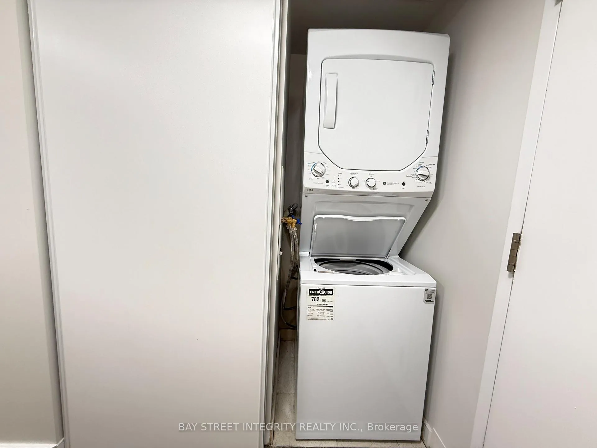 Photo 12 of Unit 3003, 381 Front Street, Toronto, Waterfront Communities — HOMEH