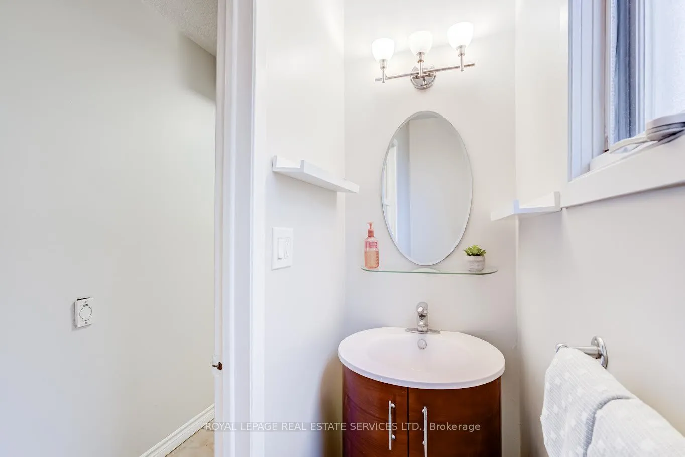 Photo 29 of 195 Cullum Court, Burlington, Bayview — HOMEH