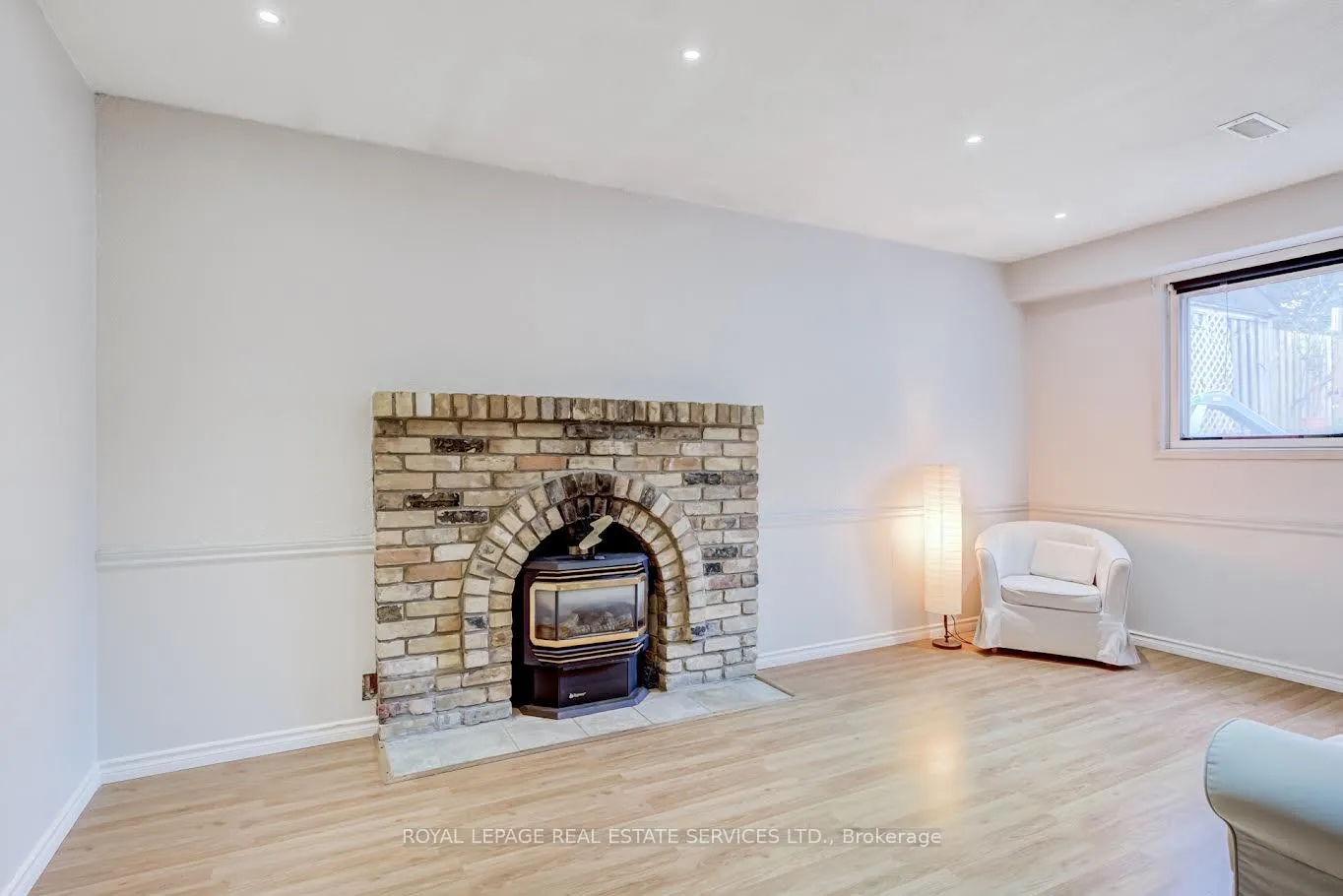 Photo 33 of 195 Cullum Court, Burlington, Bayview — HOMEH