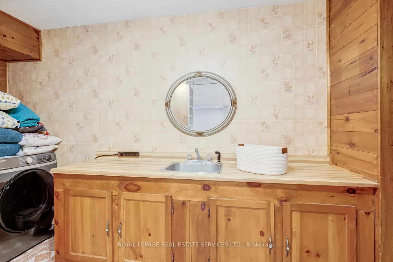 Photo 37 of 195 Cullum Court, Burlington, Bayview — HOMEH