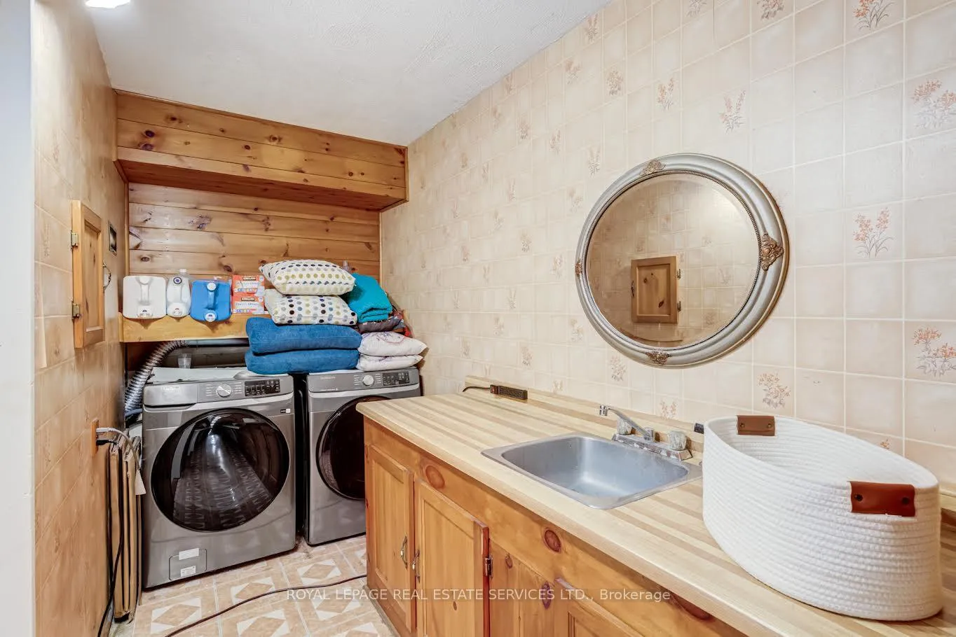 Photo 38 of 195 Cullum Court, Burlington, Bayview — HOMEH