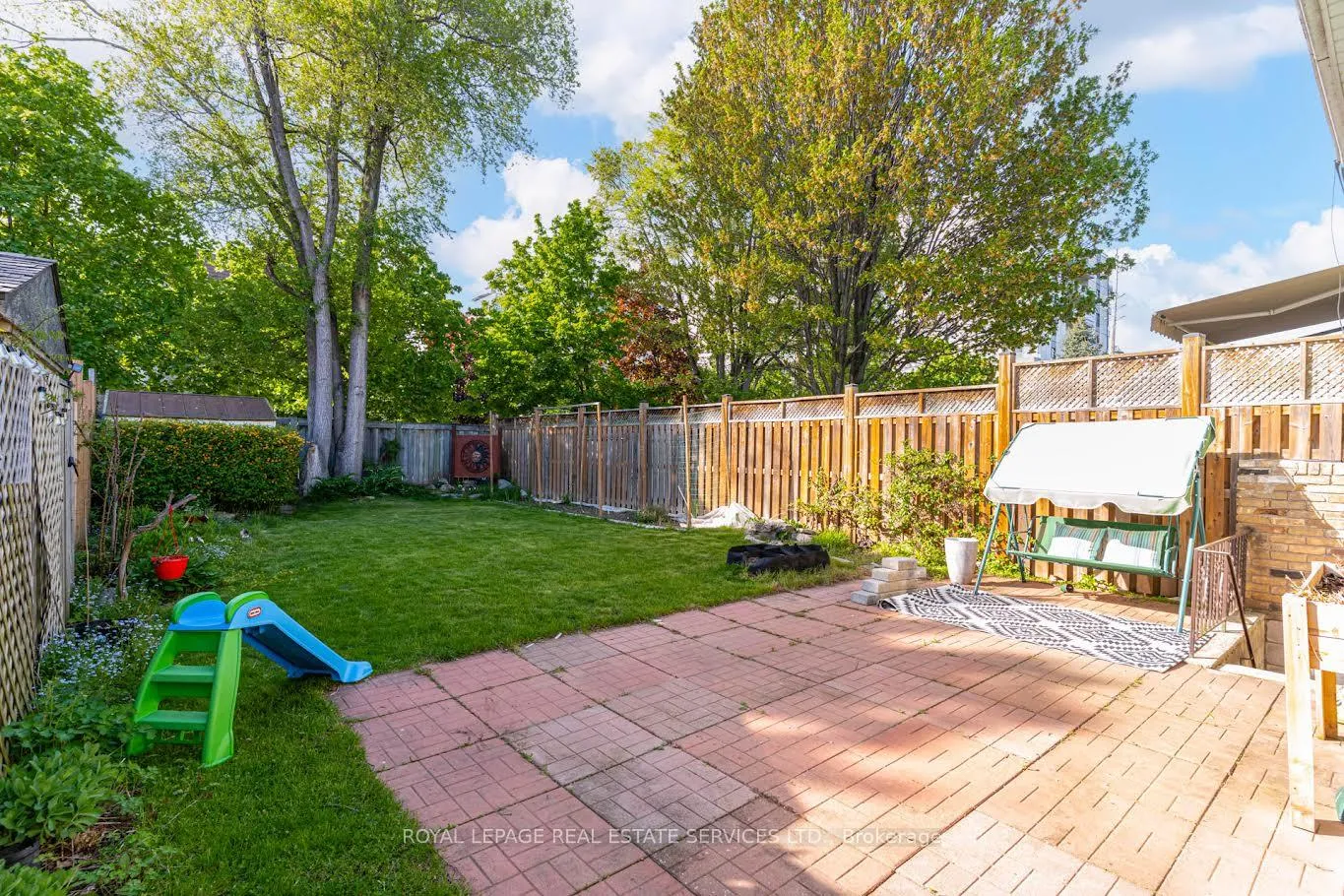 Photo 39 of 195 Cullum Court, Burlington, Bayview — HOMEH