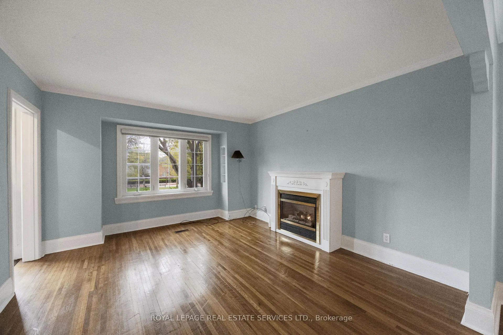 Photo 29 of 64 Nesbitt Drive, Toronto, Leaside — HOMEH