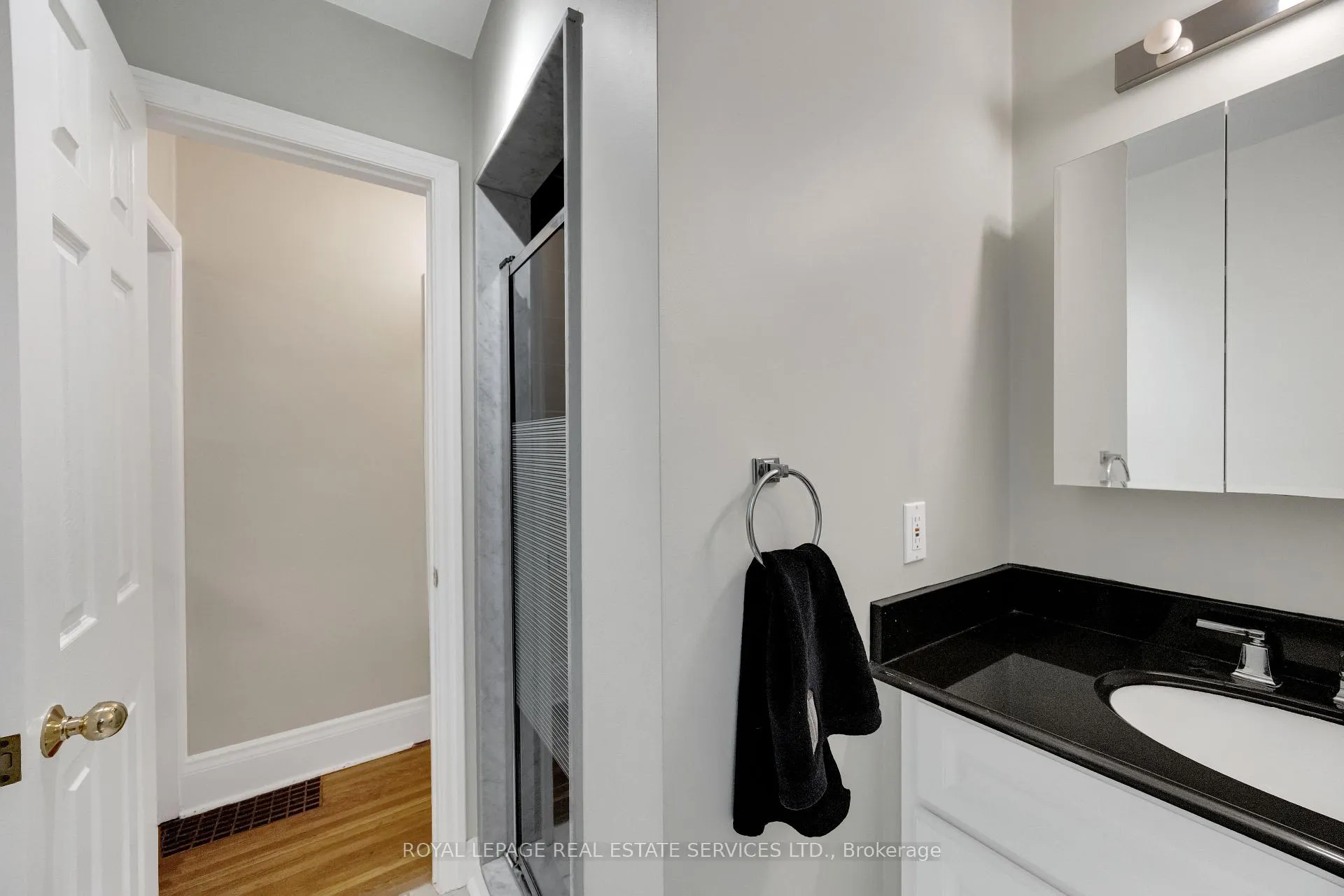 Photo 34 of 64 Nesbitt Drive, Toronto, Leaside — HOMEH