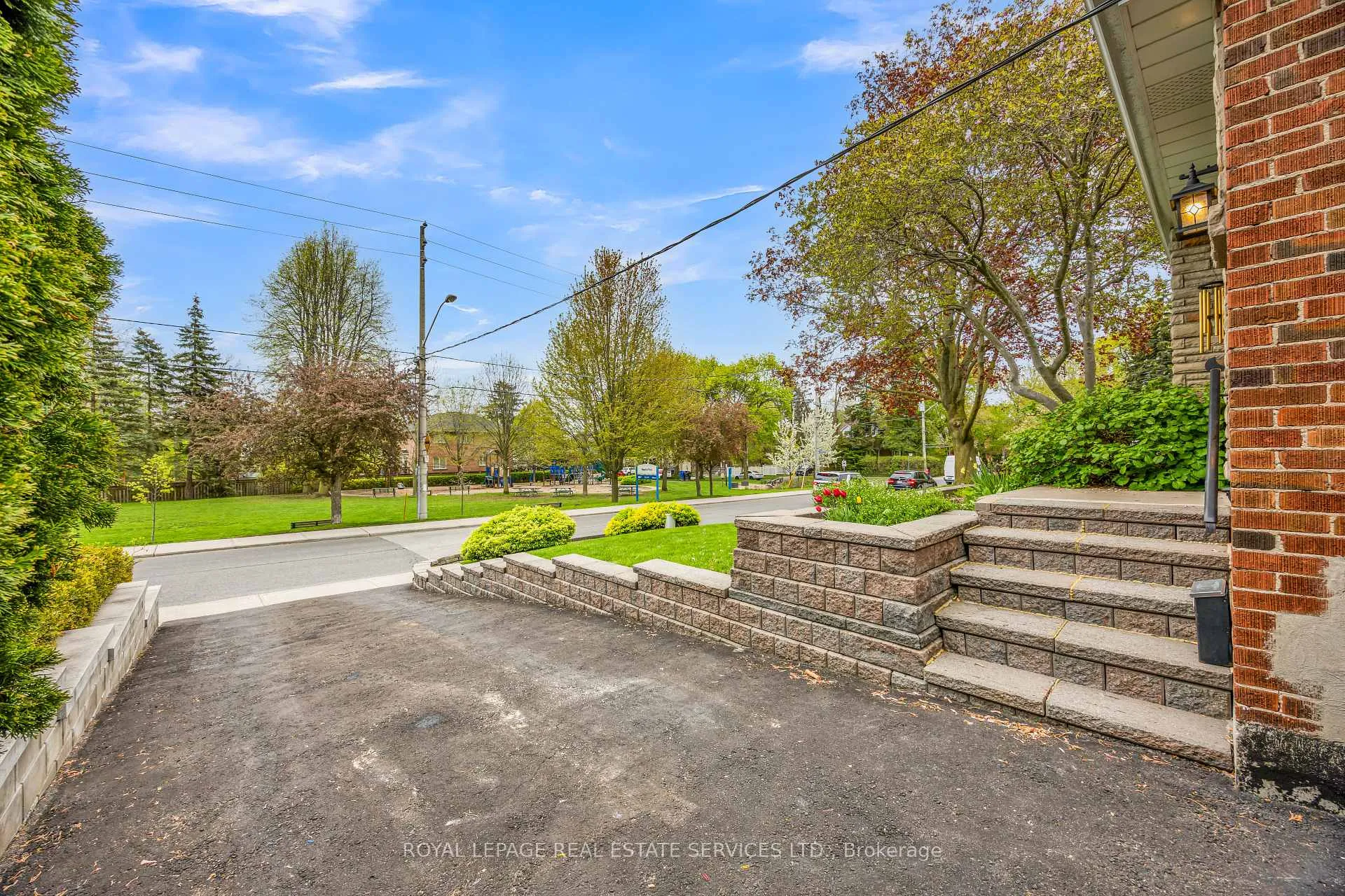 Photo 44 of 64 Nesbitt Drive, Toronto, Leaside — HOMEH