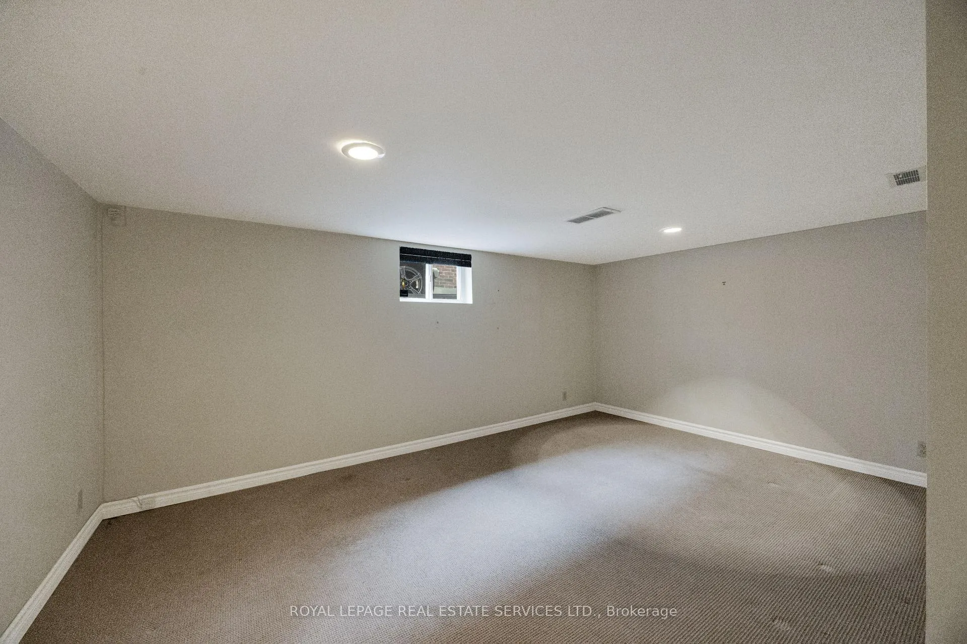 Photo 48 of 64 Nesbitt Drive, Toronto, Leaside — HOMEH