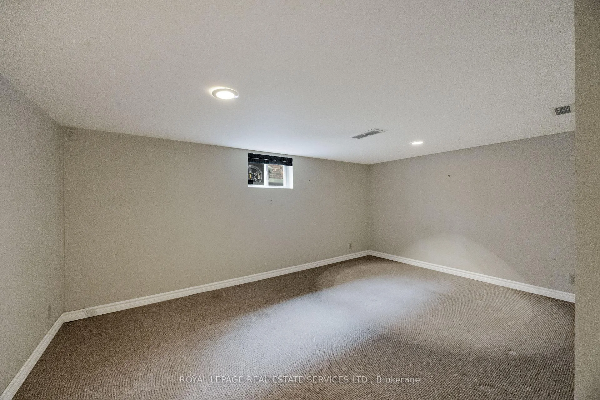 Photo 17 of 64 Nesbitt Drive, Toronto, Leaside — HOMEH