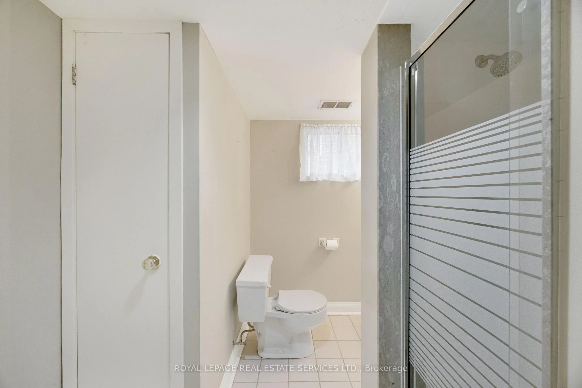 Photo 20 of 64 Nesbitt Drive, Toronto, Leaside — HOMEH