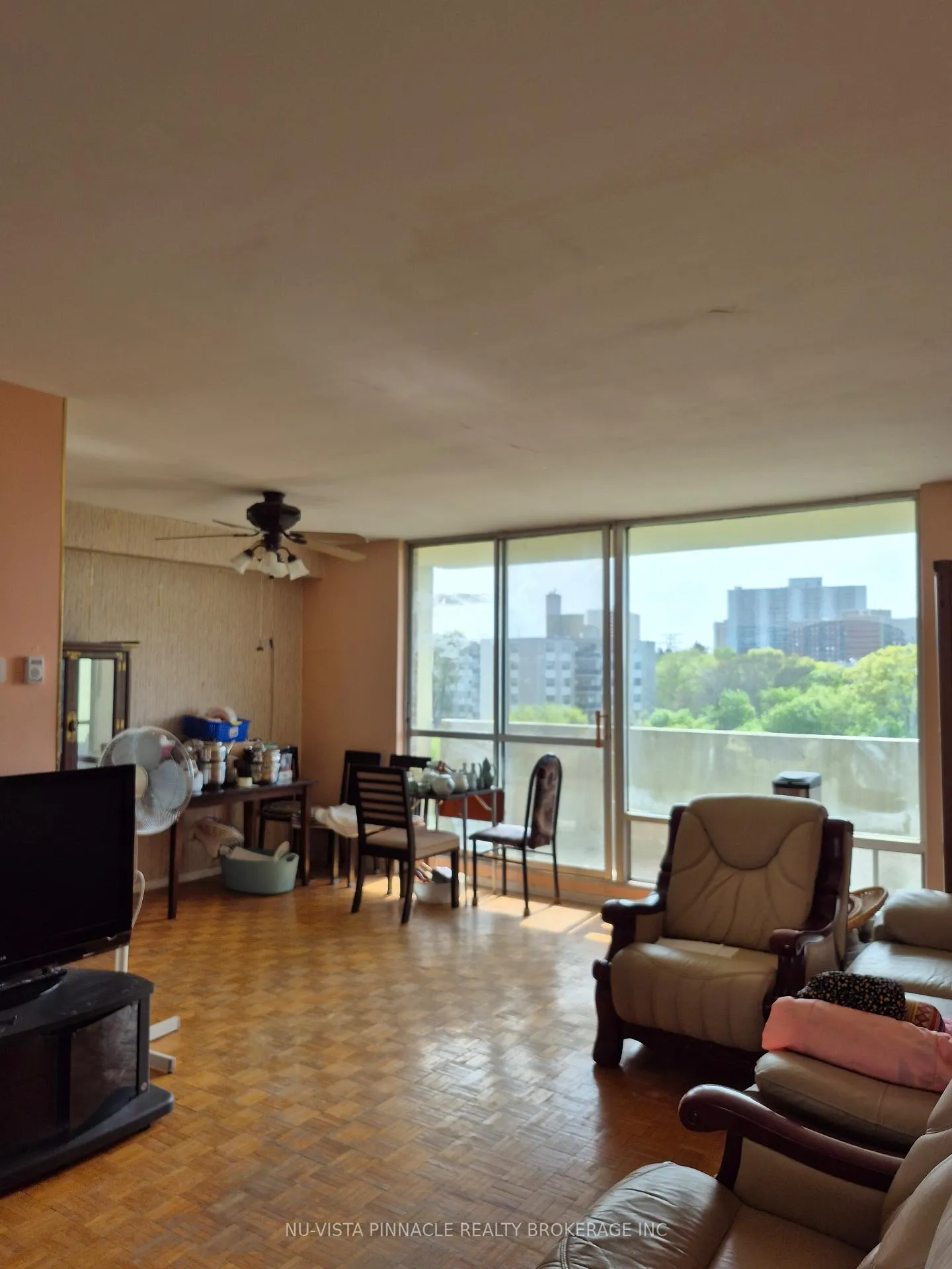 Photo 3 of Unit 612, 1 Massey Square, Toronto, Crescent Town — HOMEH