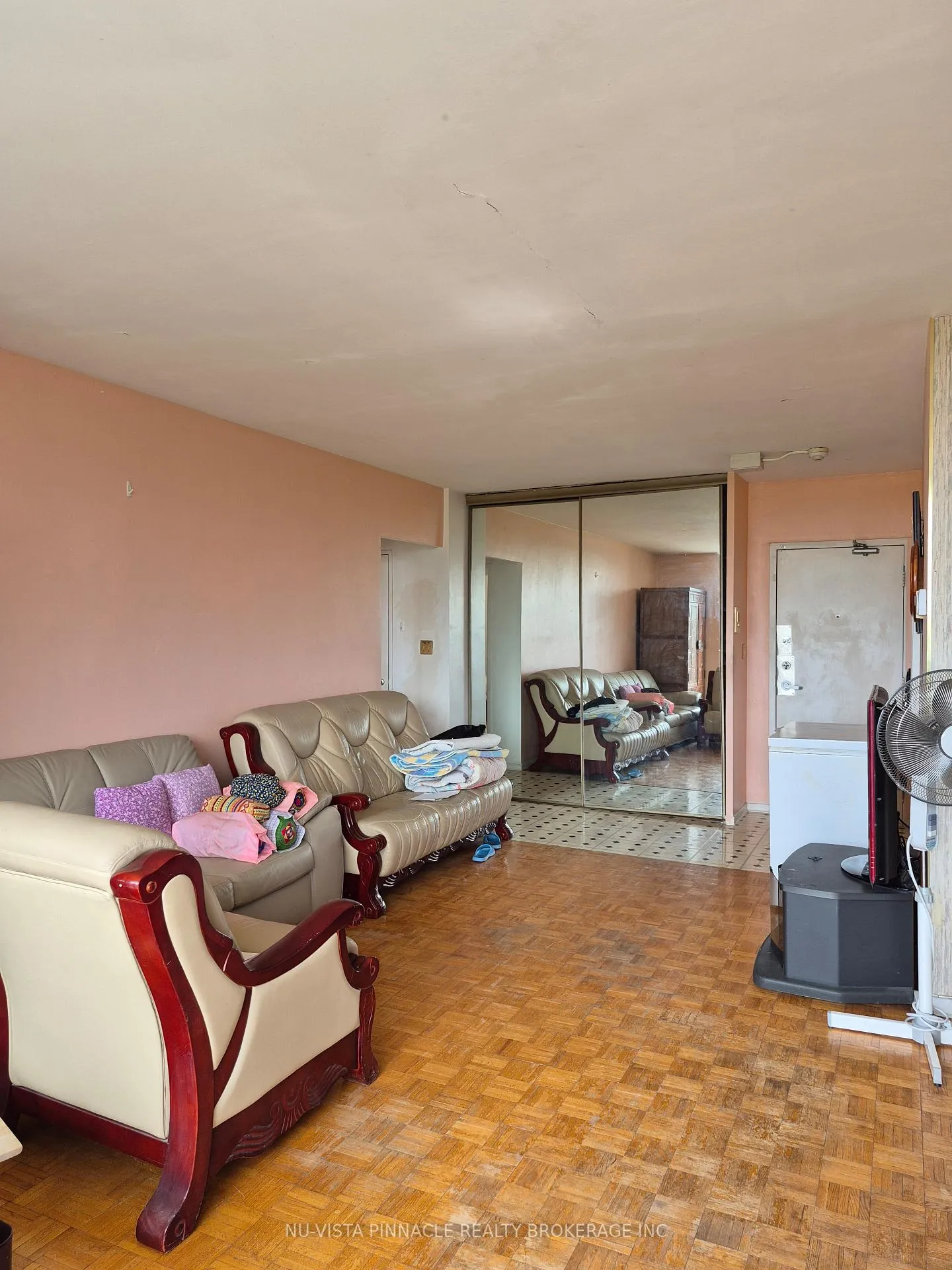 Photo 6 of Unit 612, 1 Massey Square, Toronto, Crescent Town — HOMEH