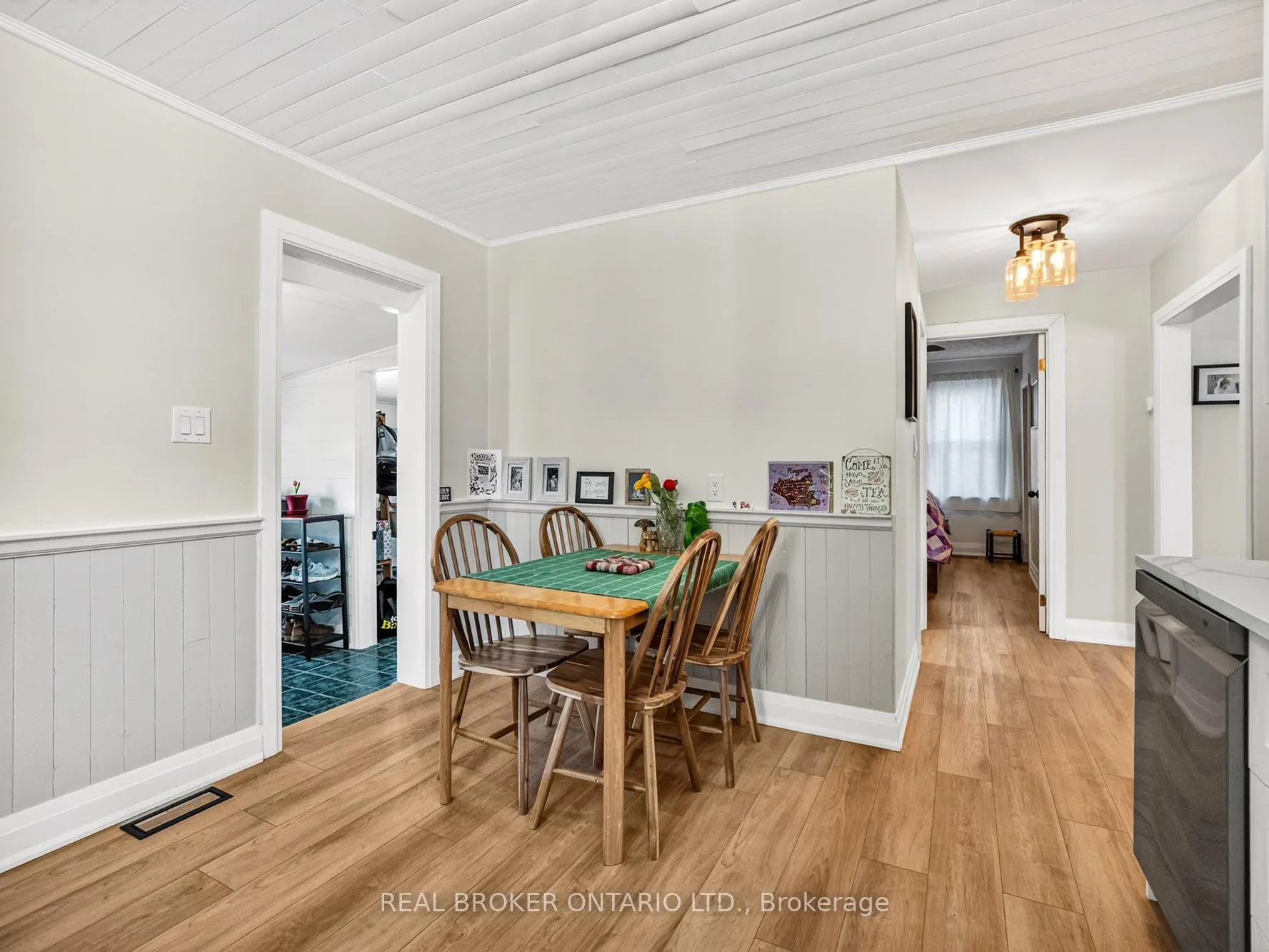 Photo 17 of 31 Beech Street, Port Colborne, Main Street — HOMEH