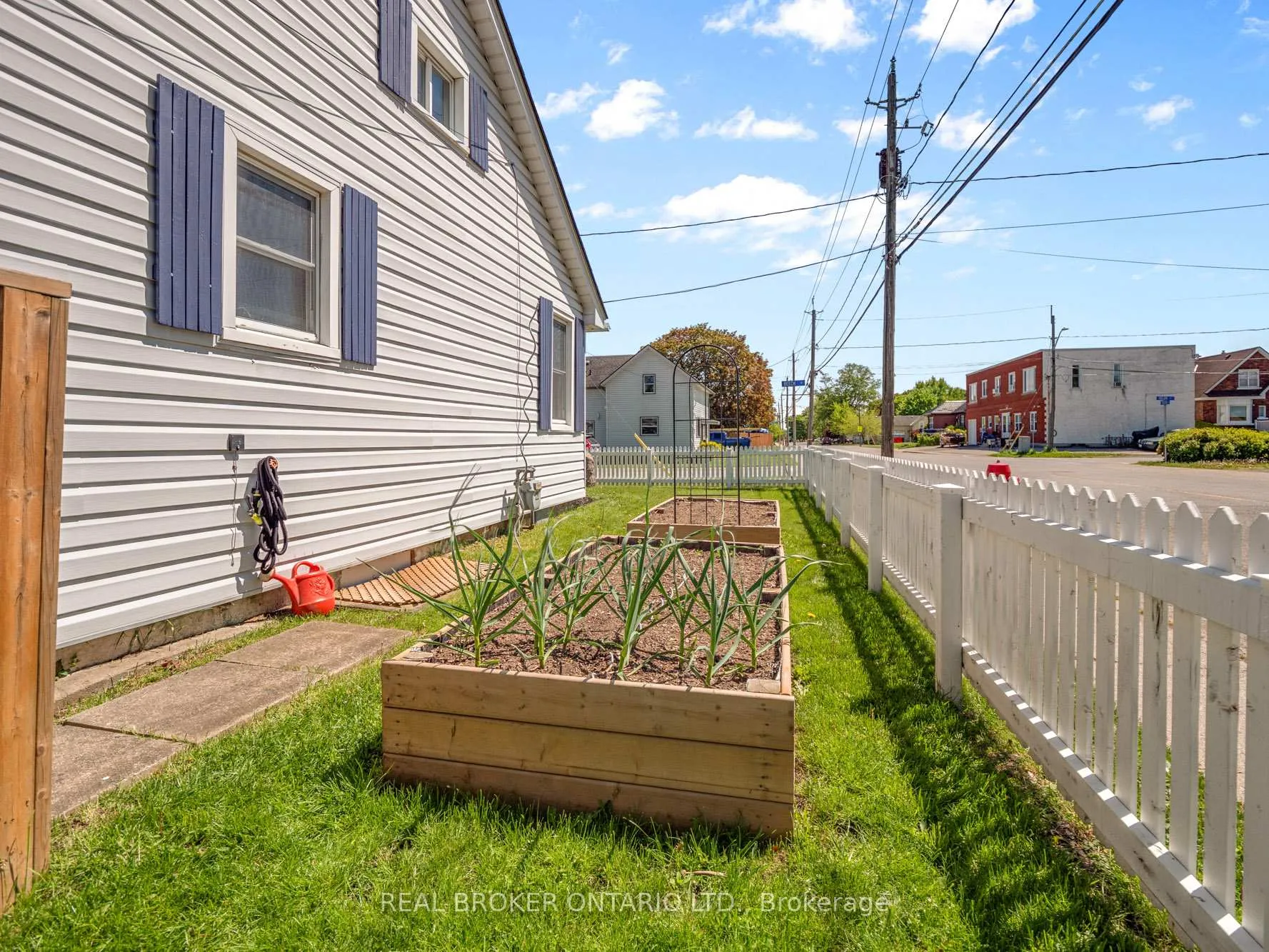 Photo 30 of 31 Beech Street, Port Colborne, Main Street — HOMEH