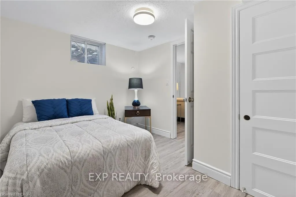 Photo 5 of 146 Appalachian Crescent, Kitchener — HOMEH