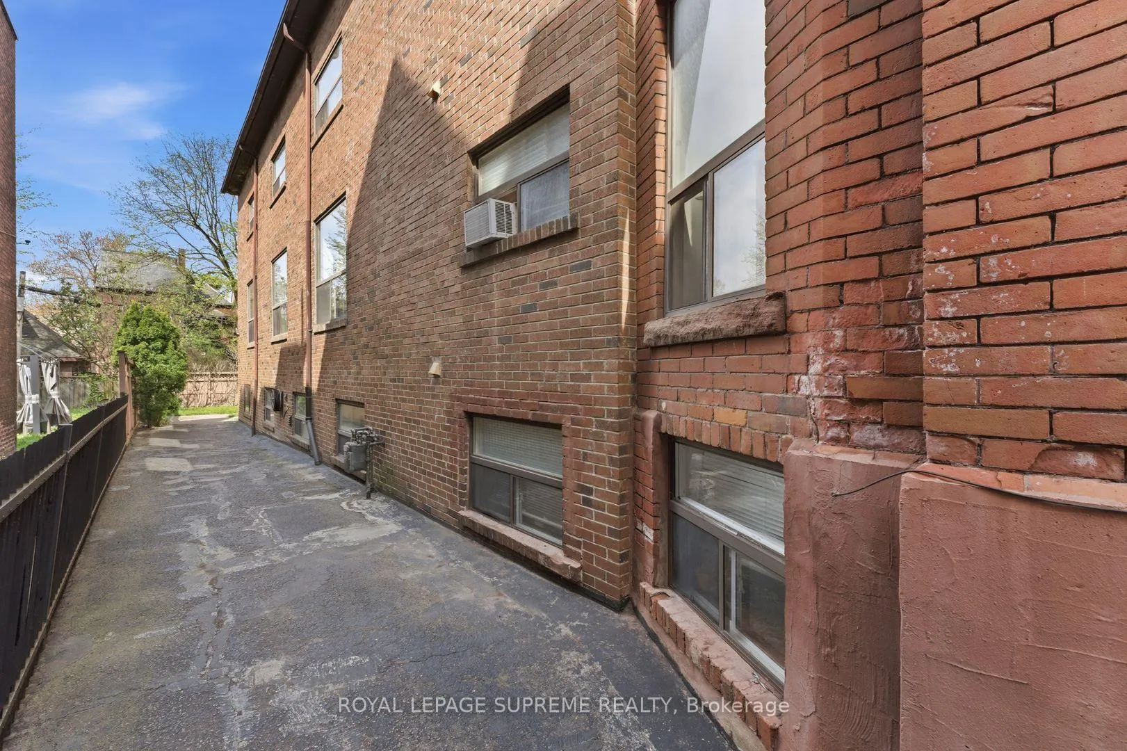 Photo 19 of 20 Maynard Avenue, Toronto, South Parkdale — HOMEH