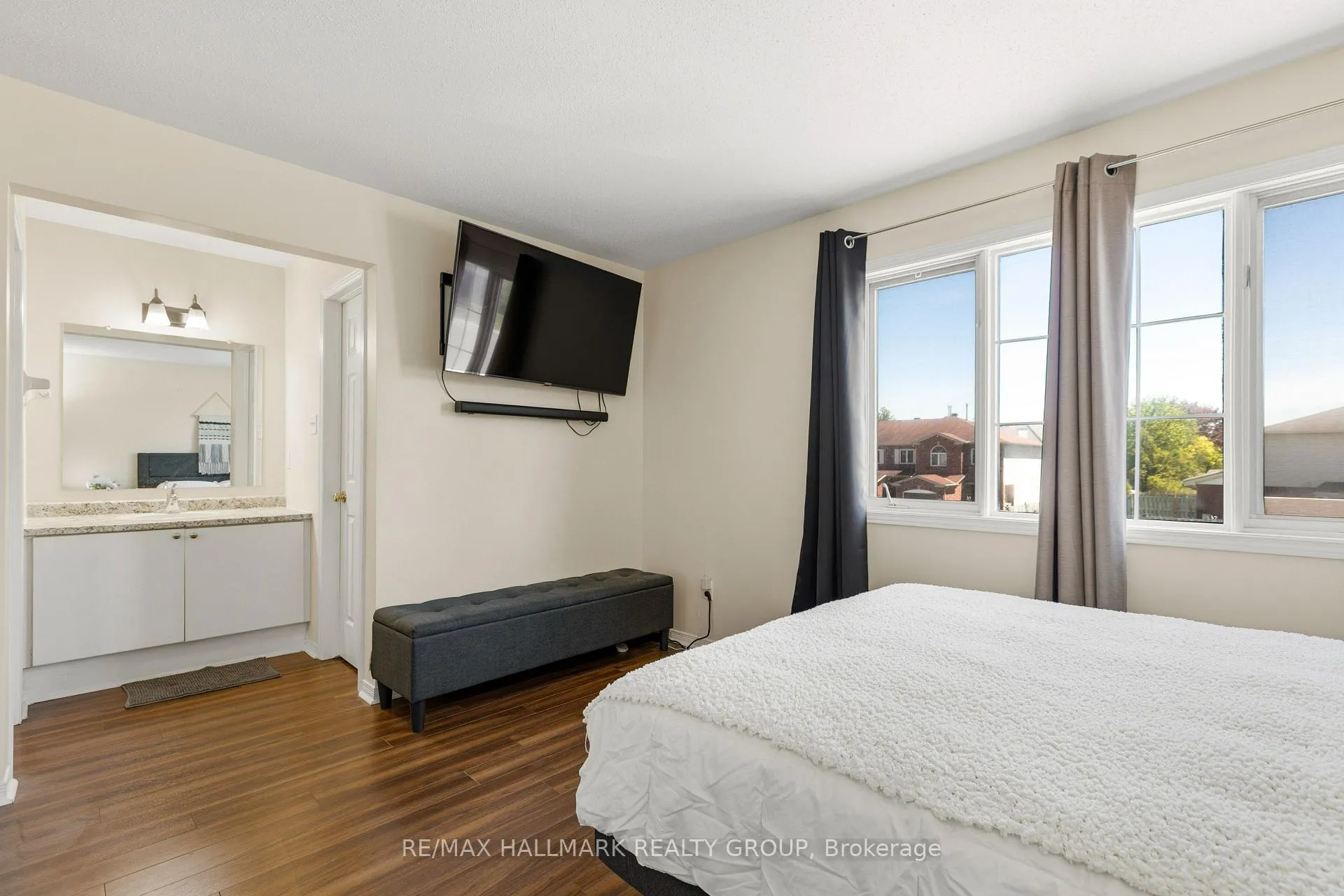 Photo 19 of 290 Stoneway Drive, Ottawa, Barrhaven East — HOMEH